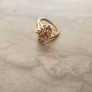 ✨ Unbranded Rhinestones Opalescent Crystal Cluster Cocktail Ring Size 9 ✨